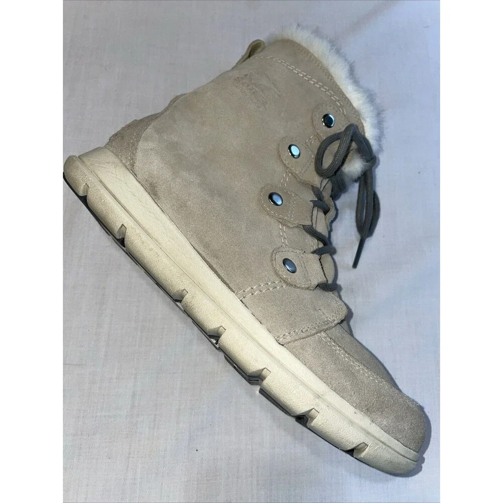 Sorel Women’s Winter Boots Size 9 M Khaki Suede Fleece Lined Hiking Trails